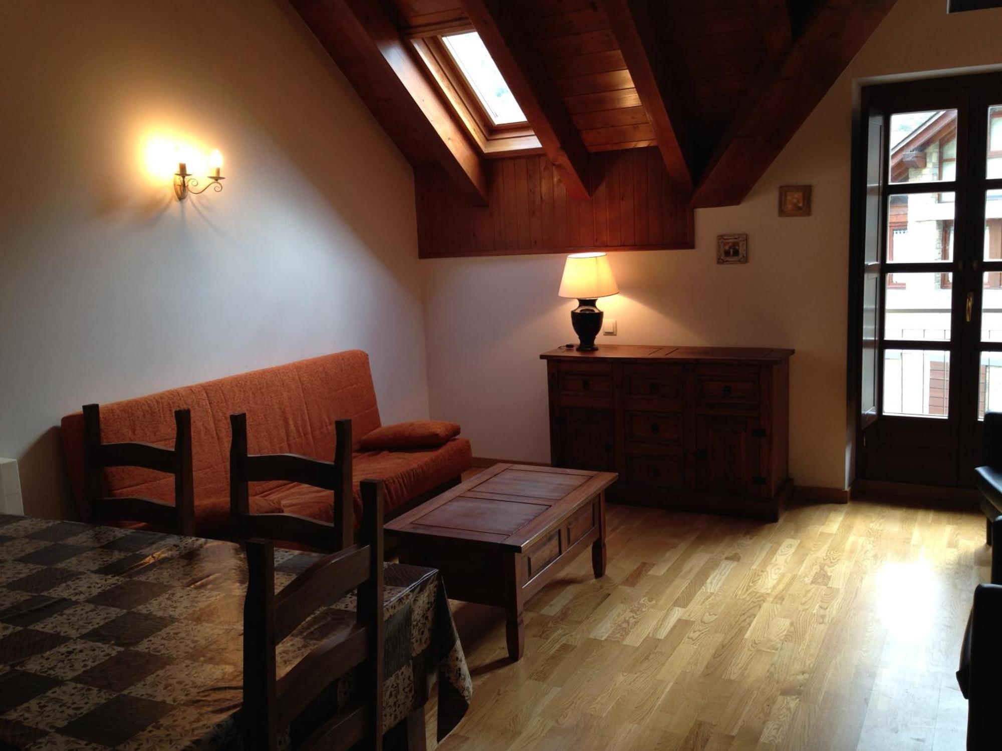 Apartaments Pirinenc 埃斯特里-德阿内乌 外观 照片